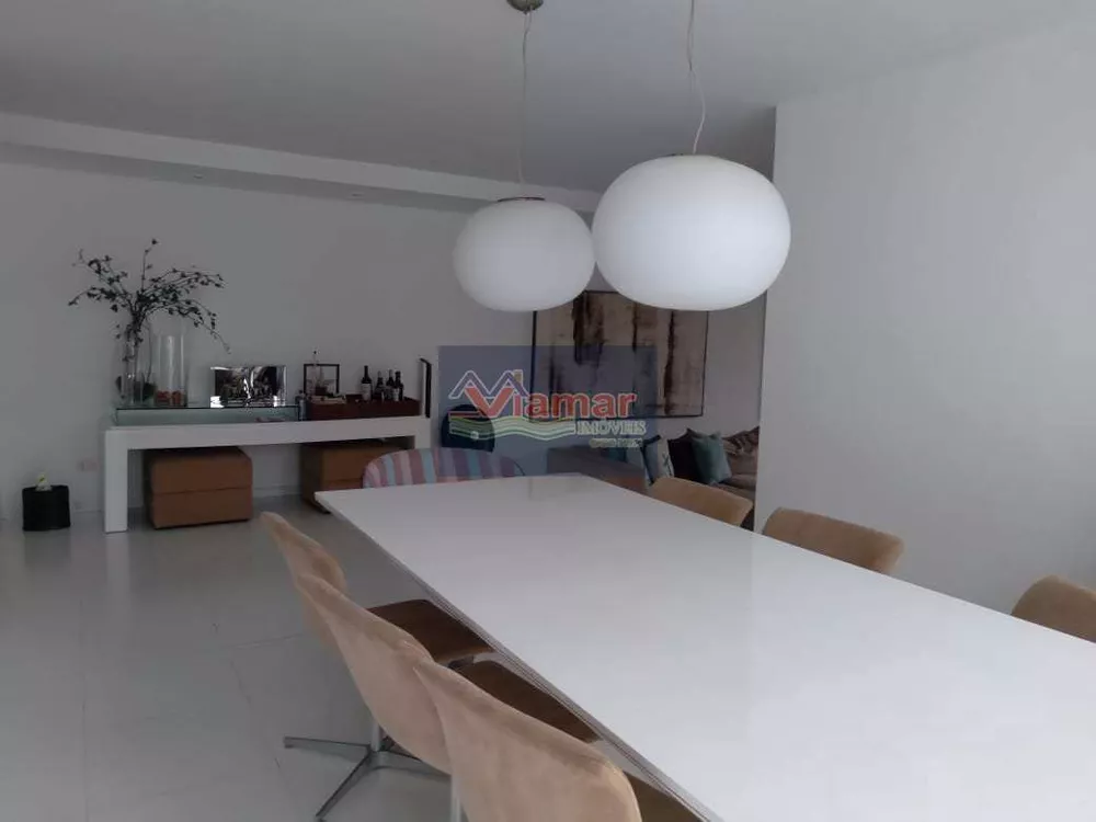 Apartamento à venda com 3 quartos, 158m² - Foto 6