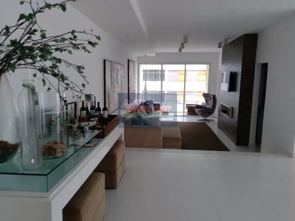 Apartamento à venda com 3 quartos, 158m² - Foto 1