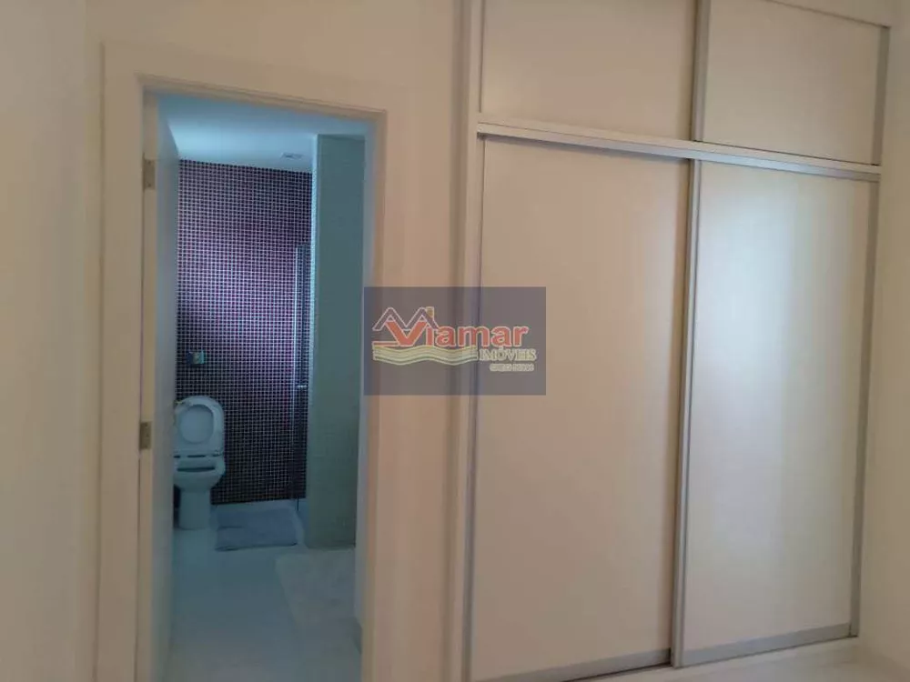 Apartamento à venda com 3 quartos, 158m² - Foto 13