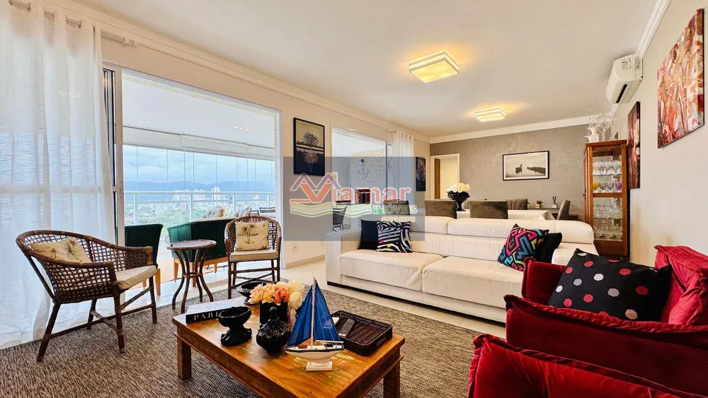 Apartamento, 3 quartos, 158 m² - Foto 1