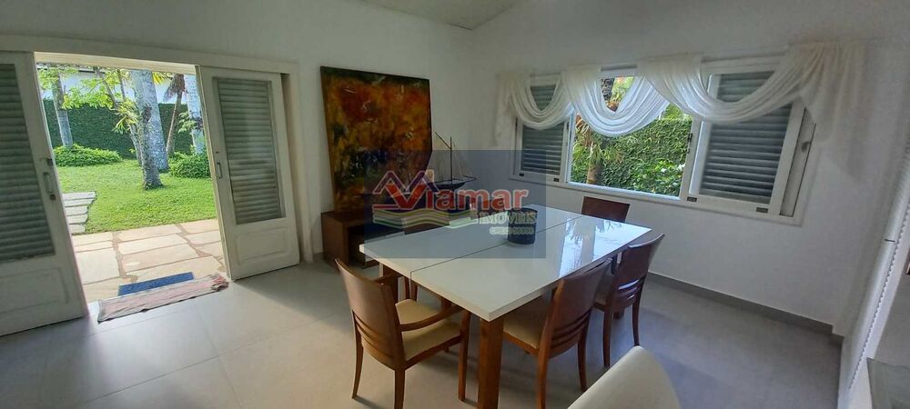 Casa, 4 quartos, 300 m² - Foto 1