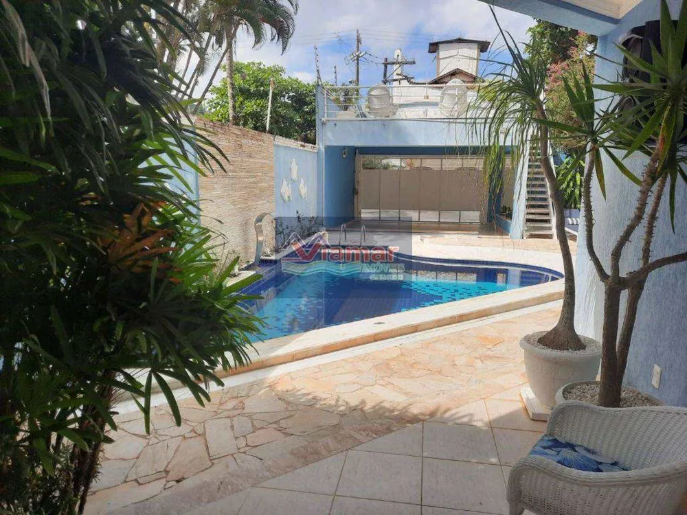 Casa, 6 quartos, 372 m² - Foto 1
