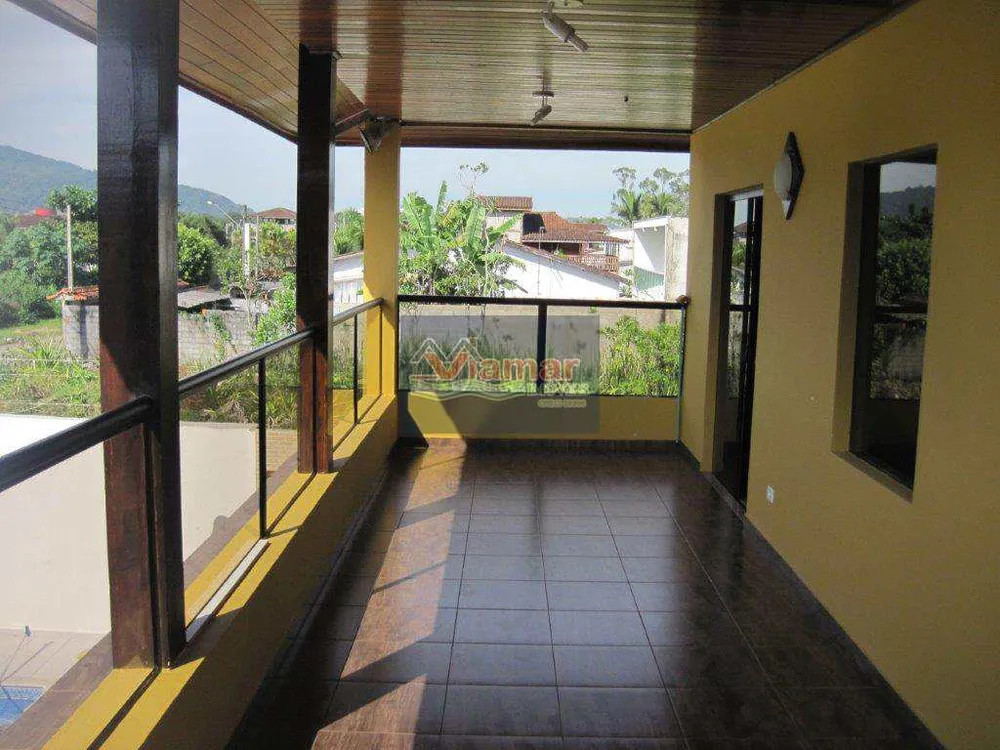 Casa, 5 quartos, 250 m² - Foto 2