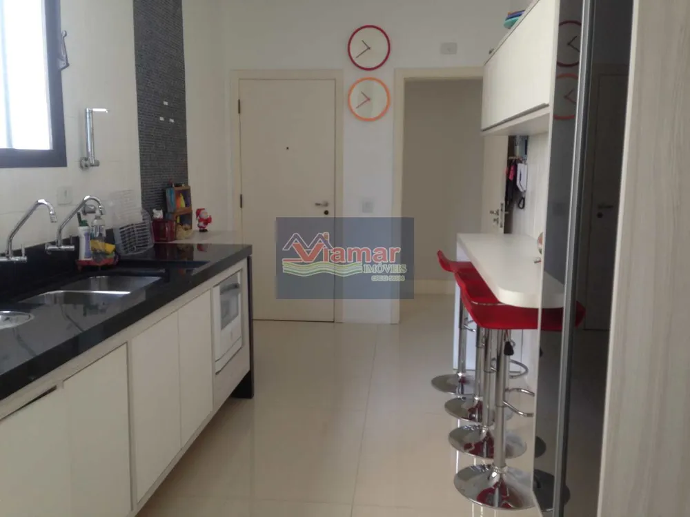 Apartamento, 3 quartos, 140 m² - Foto 10
