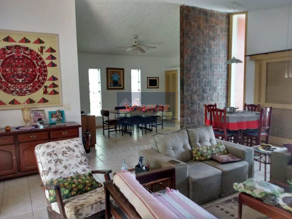 Casa, 4 quartos, 250 m² - Foto 1