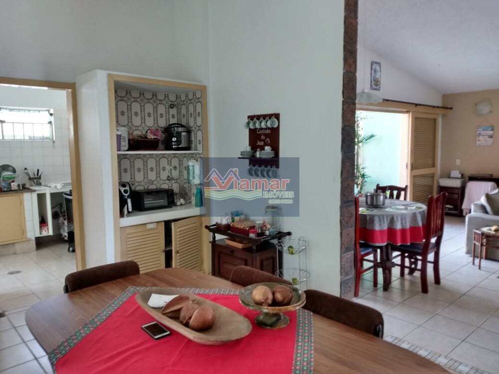 Casa, 4 quartos, 250 m² - Foto 2