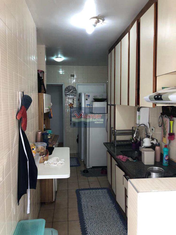 Apartamento à venda com 3 quartos, 100m² - Foto 2