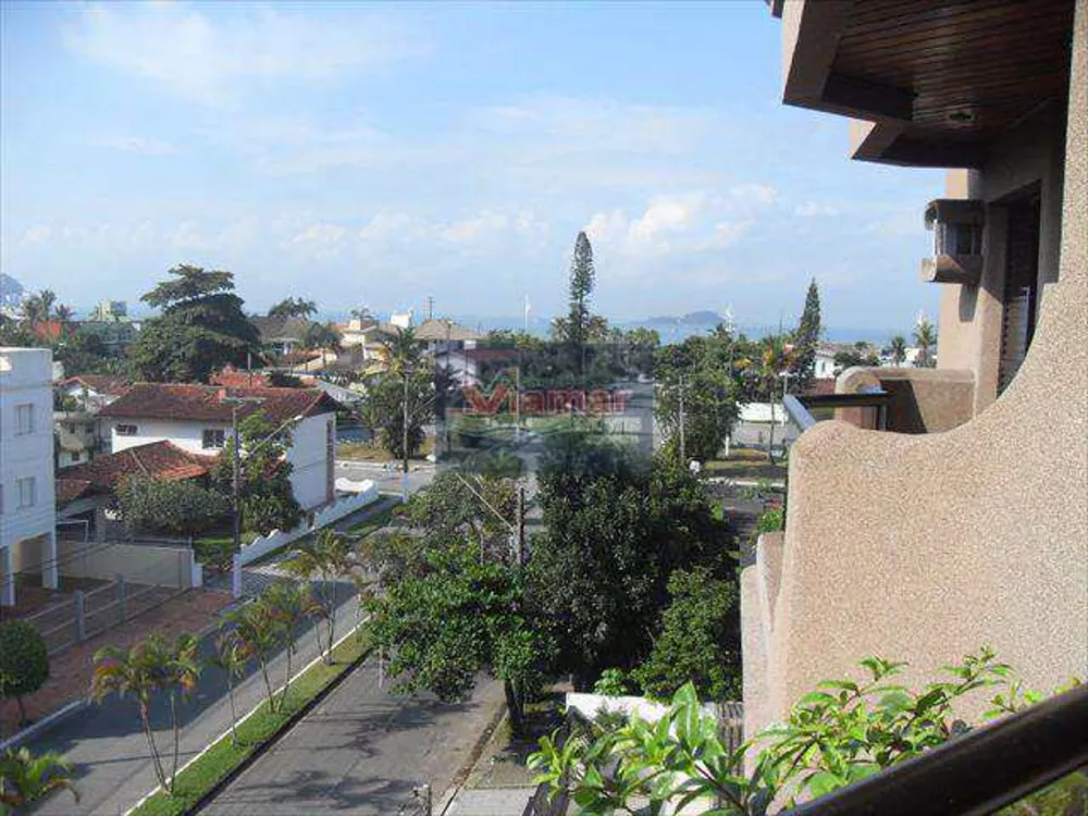 Apartamento, 3 quartos, 200 m² - Foto 1