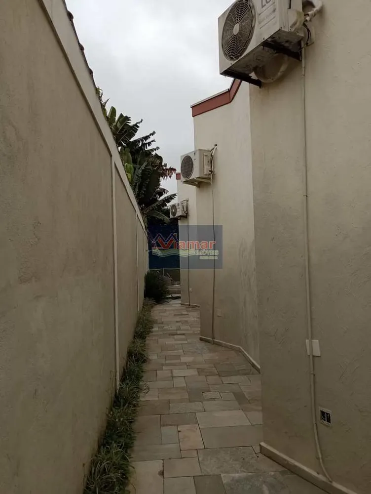 Casa, 3 quartos, 225 m² - Foto 11