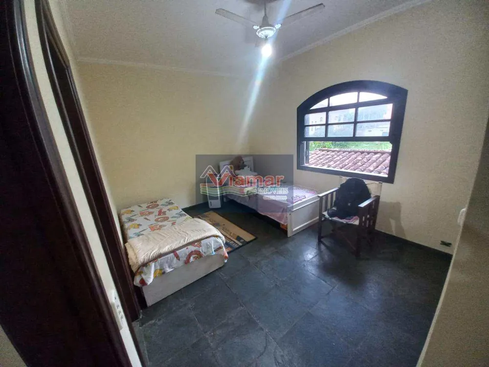 Casa, 5 quartos, 349 m² - Foto 1