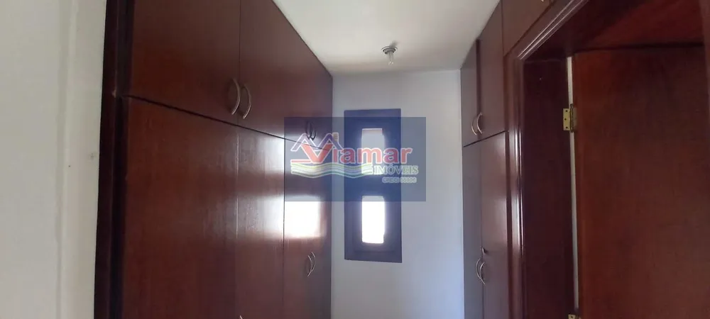 Casa, 3 quartos, 250 m² - Foto 13