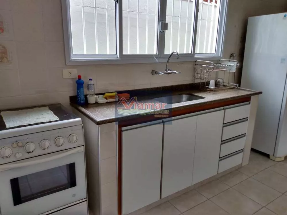 Casa à venda com 3 quartos, 180m² - Foto 23