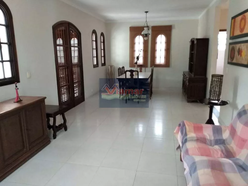 Casa à venda com 3 quartos, 180m² - Foto 16