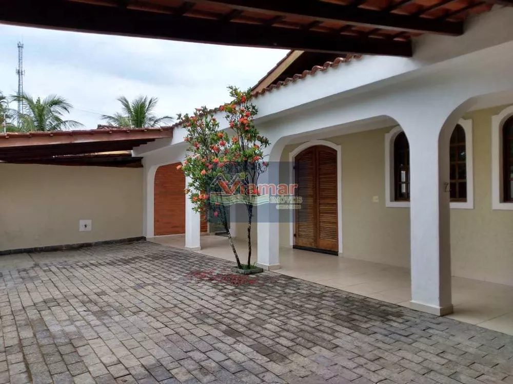 Casa à venda com 3 quartos, 180m² - Foto 1