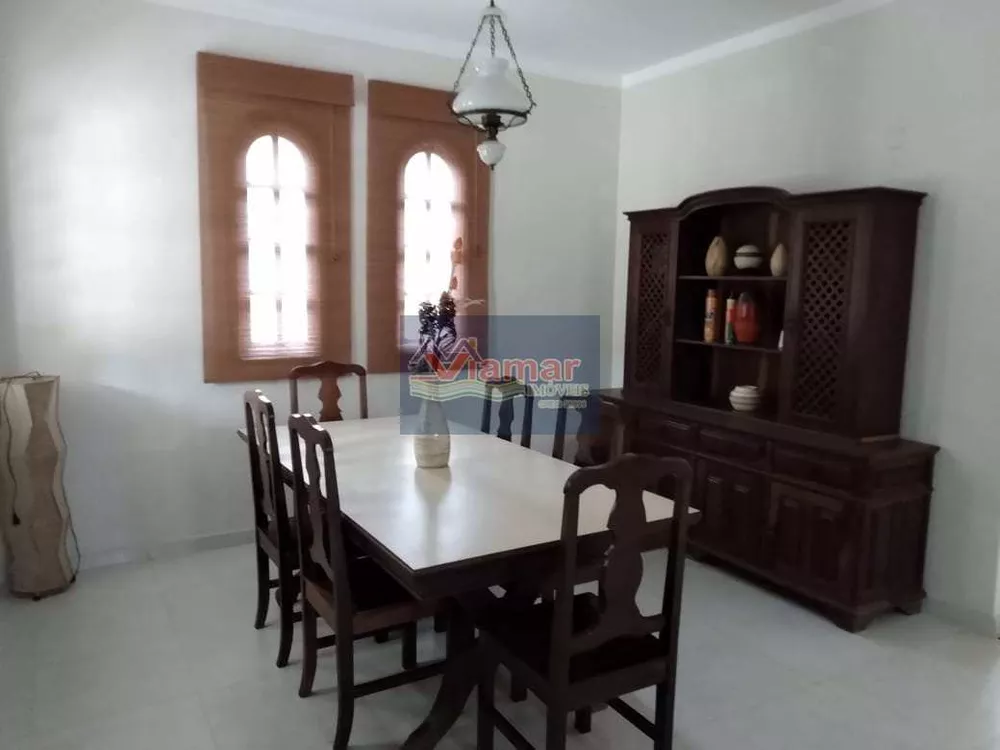 Casa à venda com 3 quartos, 180m² - Foto 12