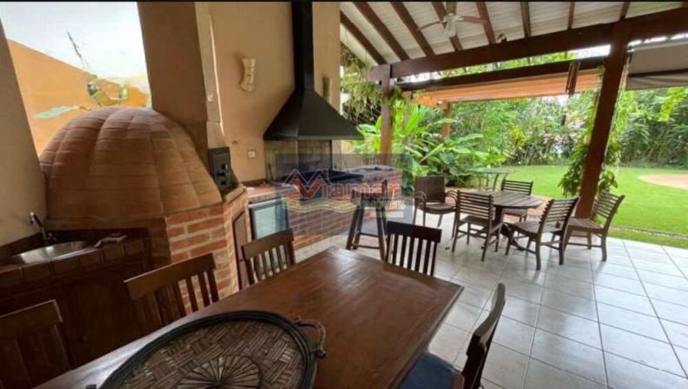 Casa, 4 quartos, 284 m² - Foto 1
