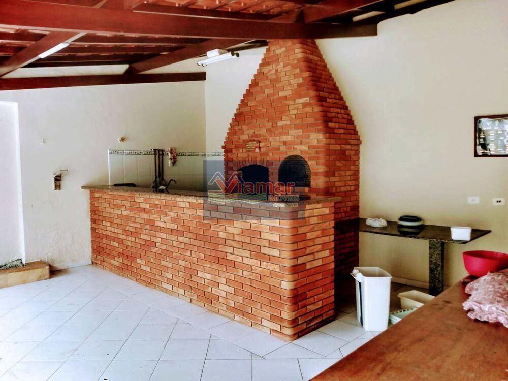 Casa, 5 quartos, 220 m² - Foto 2