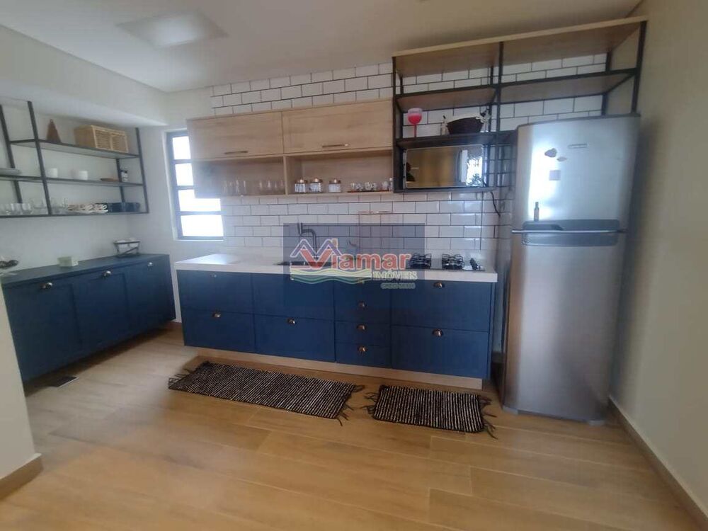 Cobertura à venda com 4 quartos, 220m² - Foto 2