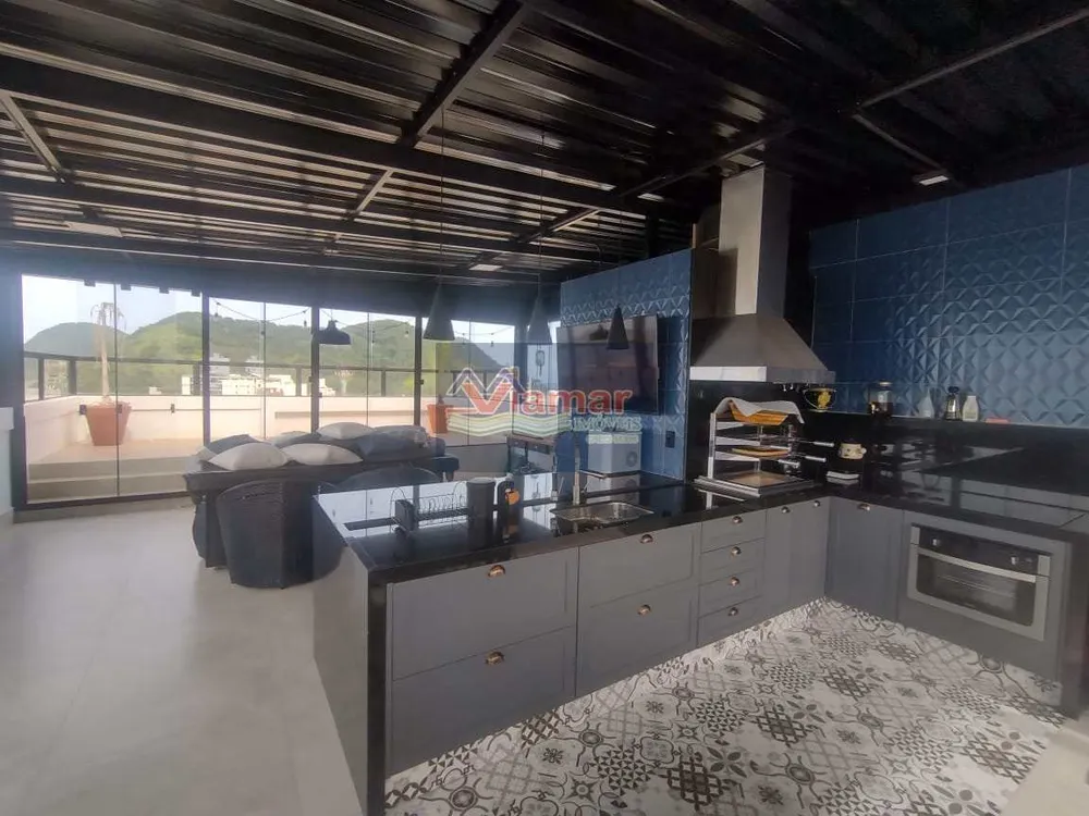Cobertura, 4 quartos, 220 m² - Foto 2