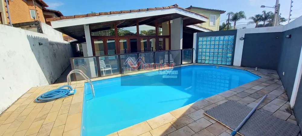 Casa, 4 quartos, 170 m² - Foto 1