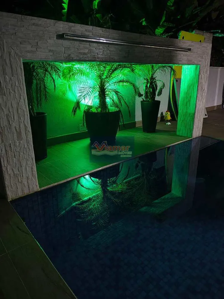 Casa, 6 quartos, 210 m² - Foto 15