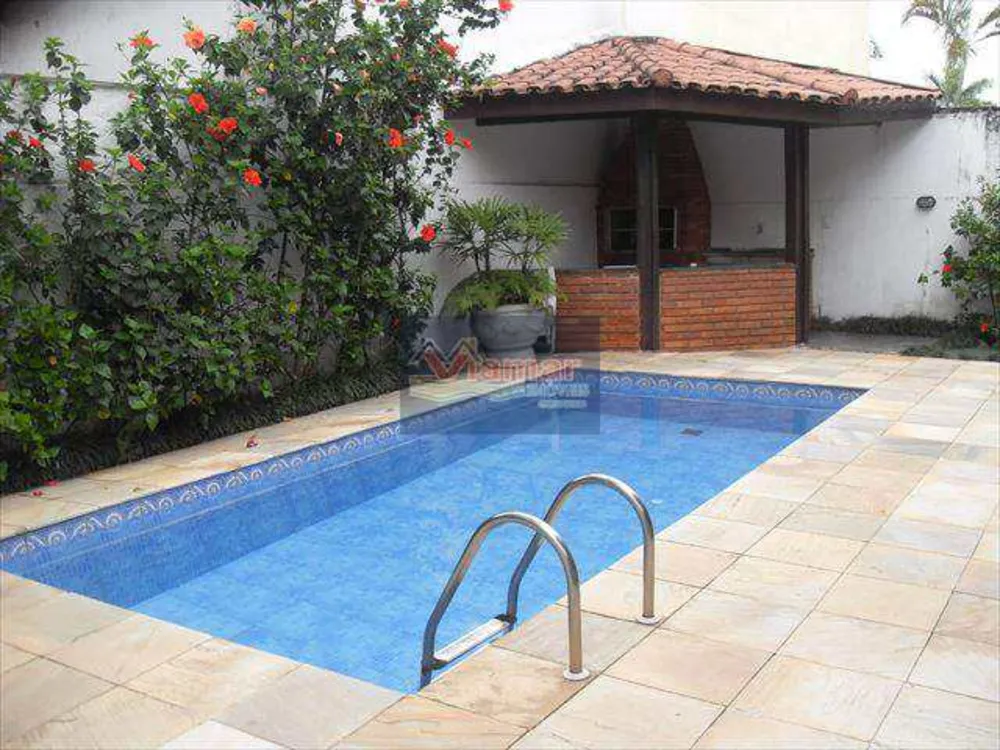Casa, 5 quartos, 265 m² - Foto 1