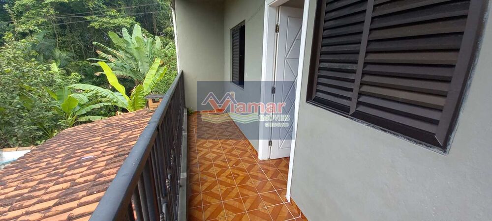 Casa à venda com 3 quartos, 90m² - Foto 3