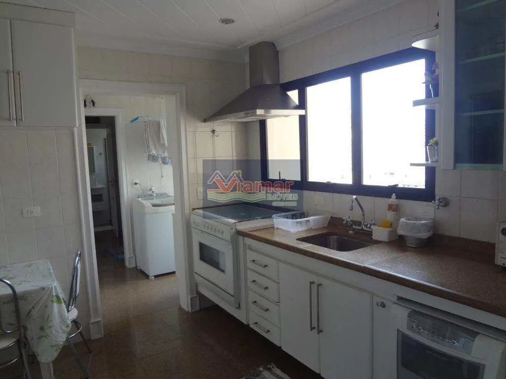 Apartamento, 3 quartos, 145 m² - Foto 4