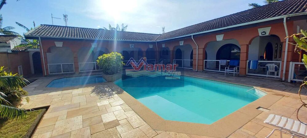 Casa, 5 quartos, 361 m² - Foto 1