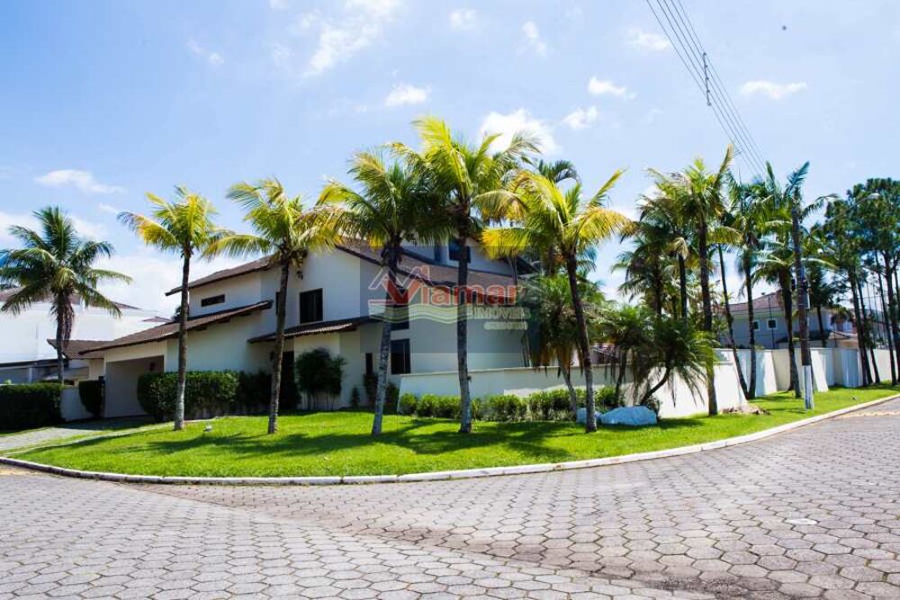Casa, 6 quartos, 555 m² - Foto 1