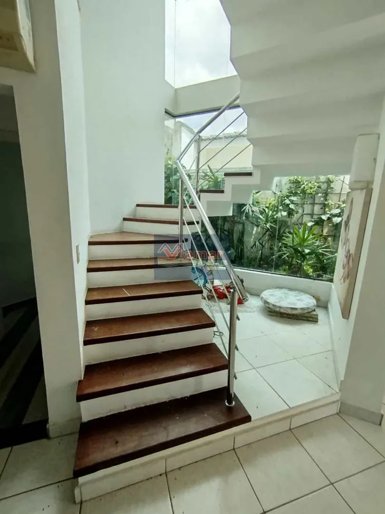 Casa, 4 quartos, 353 m² - Foto 9