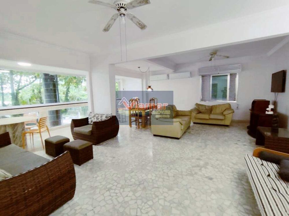 Apartamento, 3 quartos, 160 m² - Foto 1