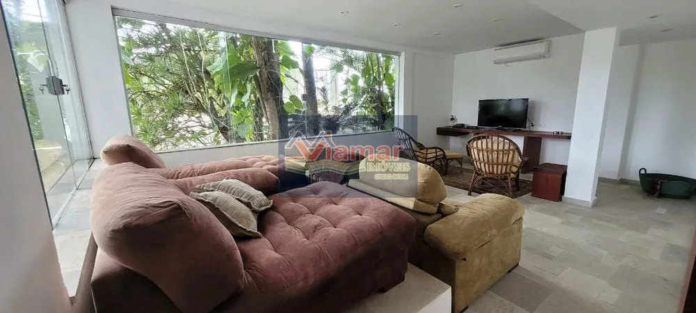Casa, 6 quartos, 1700 m² - Foto 1