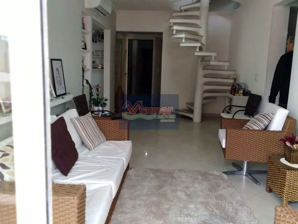 Cobertura, 3 quartos, 200 m² - Foto 2