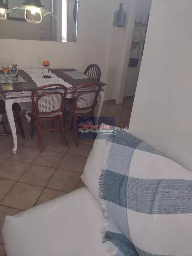 Apartamento à venda com 2 quartos, 65m² - Foto 3