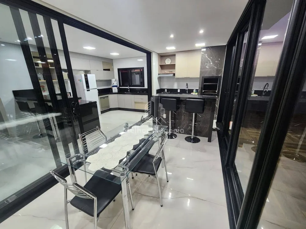 Casa, 3 quartos, 200 m² - Foto 3