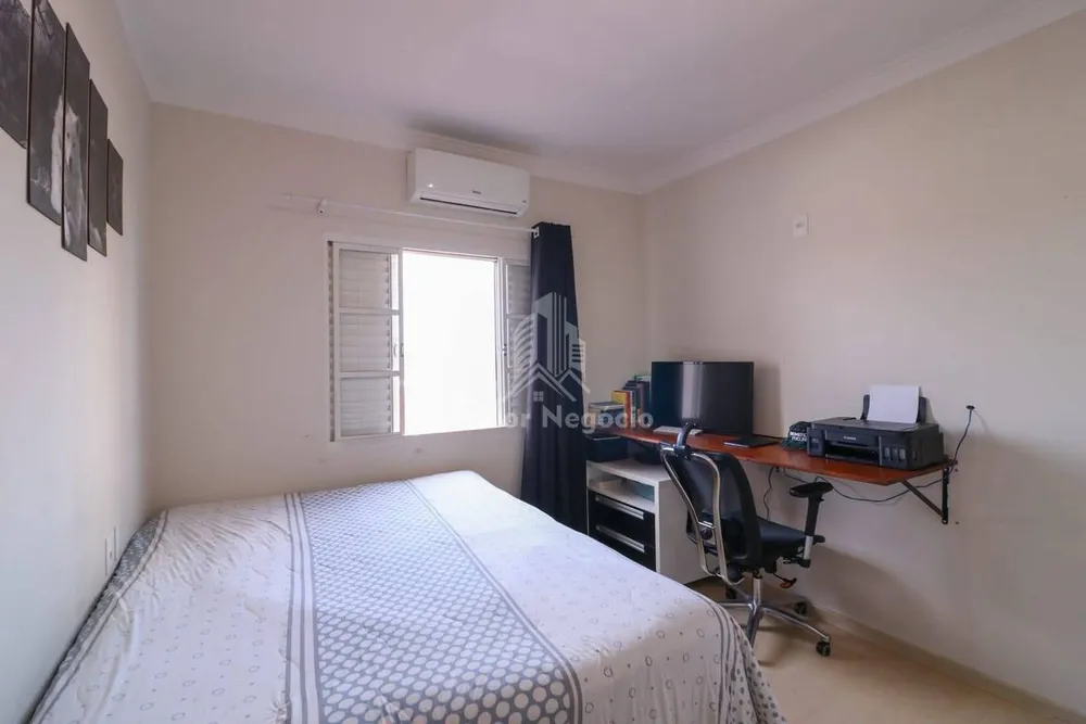 Casa, 3 quartos, 217 m² - Foto 2