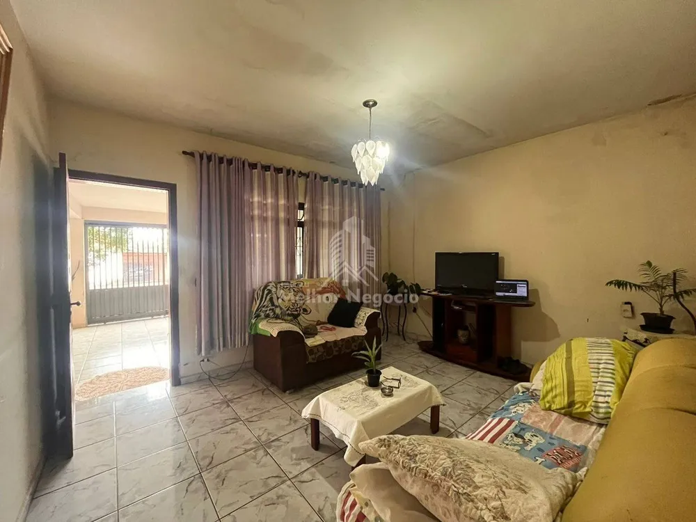 Casa, 3 quartos, 229 m² - Foto 2