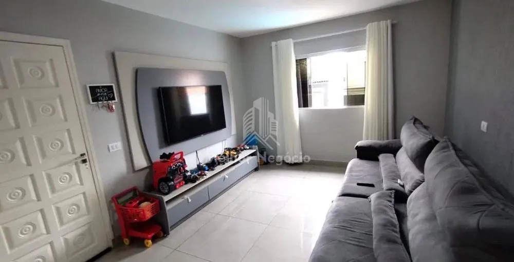 Casa, 3 quartos, 195 m² - Foto 2