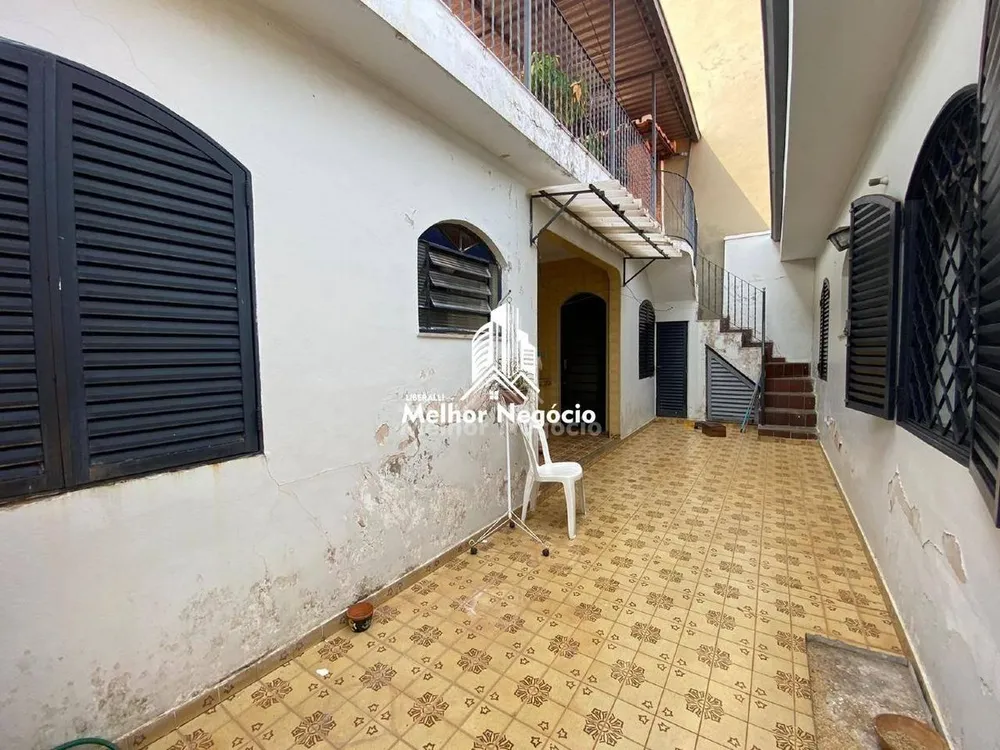 Casa, 4 quartos, 195 m² - Foto 1