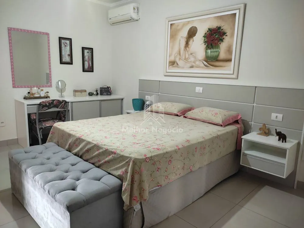 Casa, 3 quartos, 221 m² - Foto 4