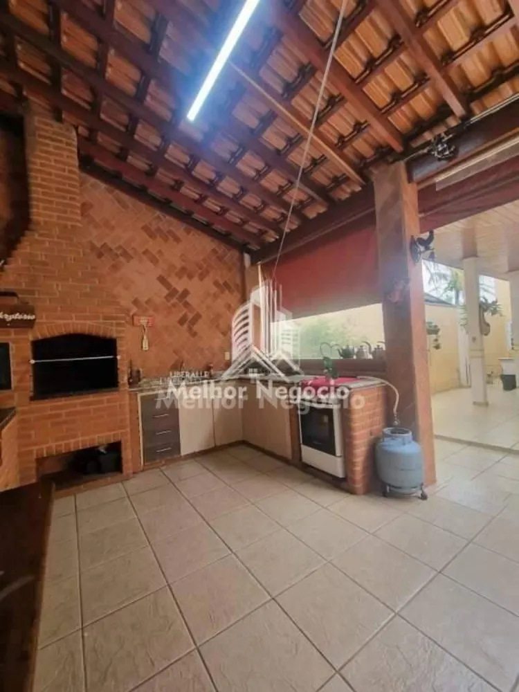 Casa, 3 quartos, 247 m² - Foto 1