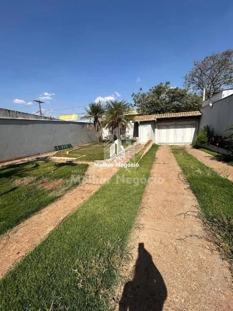 Casa, 1 quarto, 250 m² - Foto 1