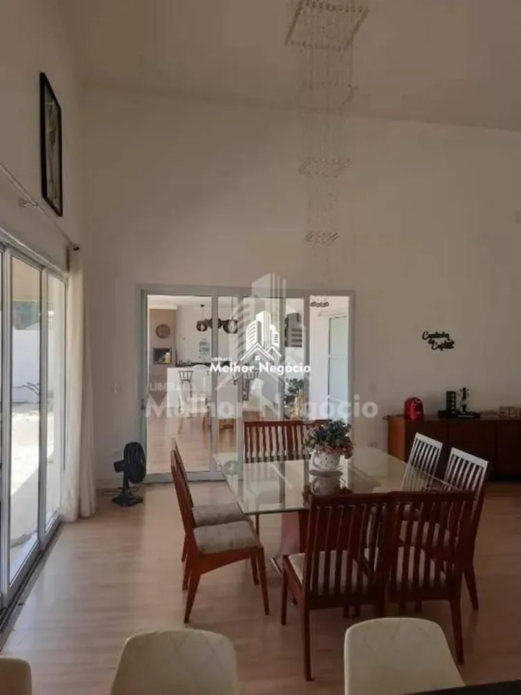 Casa, 3 quartos, 315 m² - Foto 1