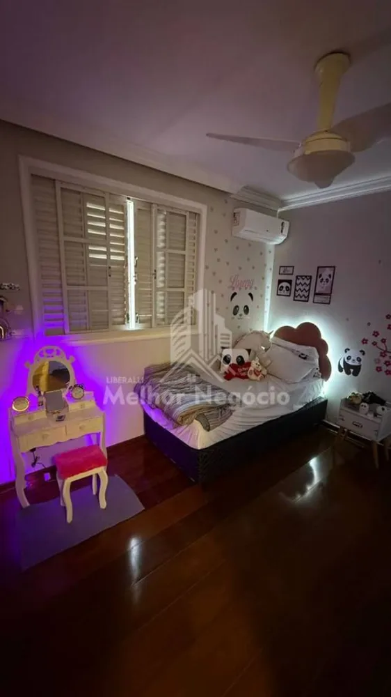 Casa, 4 quartos, 332 m² - Foto 1