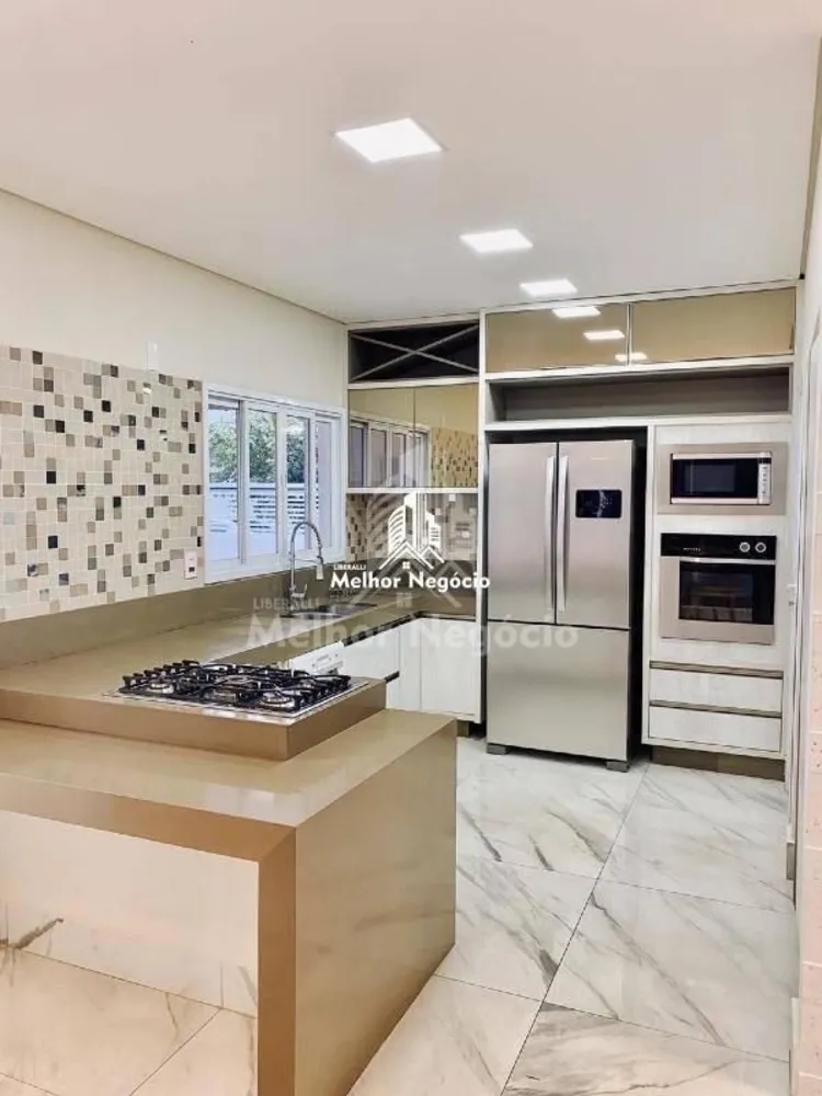 Casa, 3 quartos, 215 m² - Foto 2