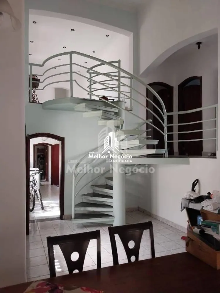 Casa, 4 quartos, 220 m² - Foto 1