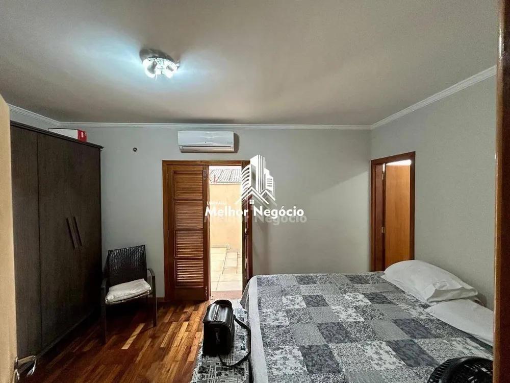 Casa, 3 quartos, 202 m² - Foto 1