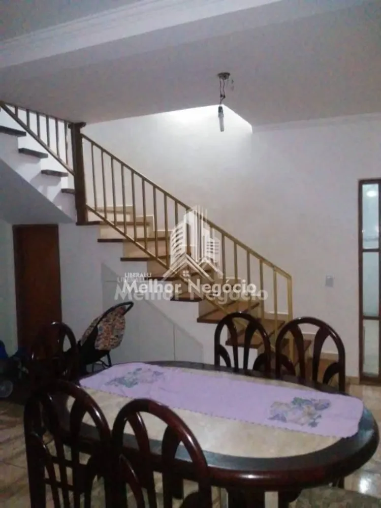 Casa, 3 quartos, 240 m² - Foto 2