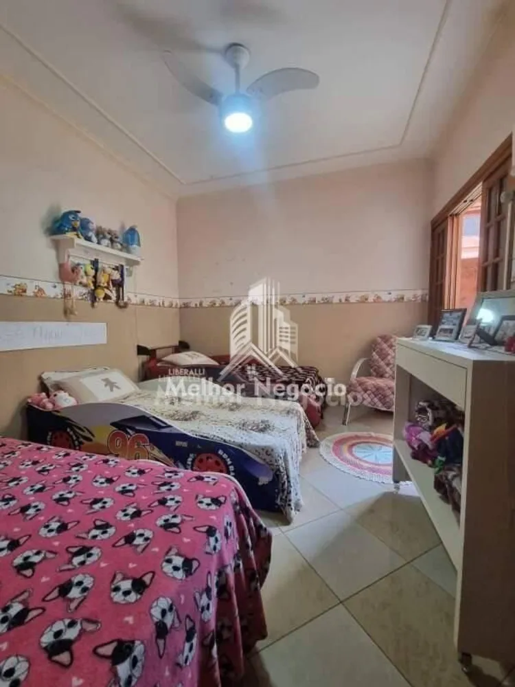 Casa, 3 quartos, 247 m² - Foto 1